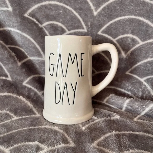 Rae Dunn "Game Day" Beer Mug - Picture 1 of 4